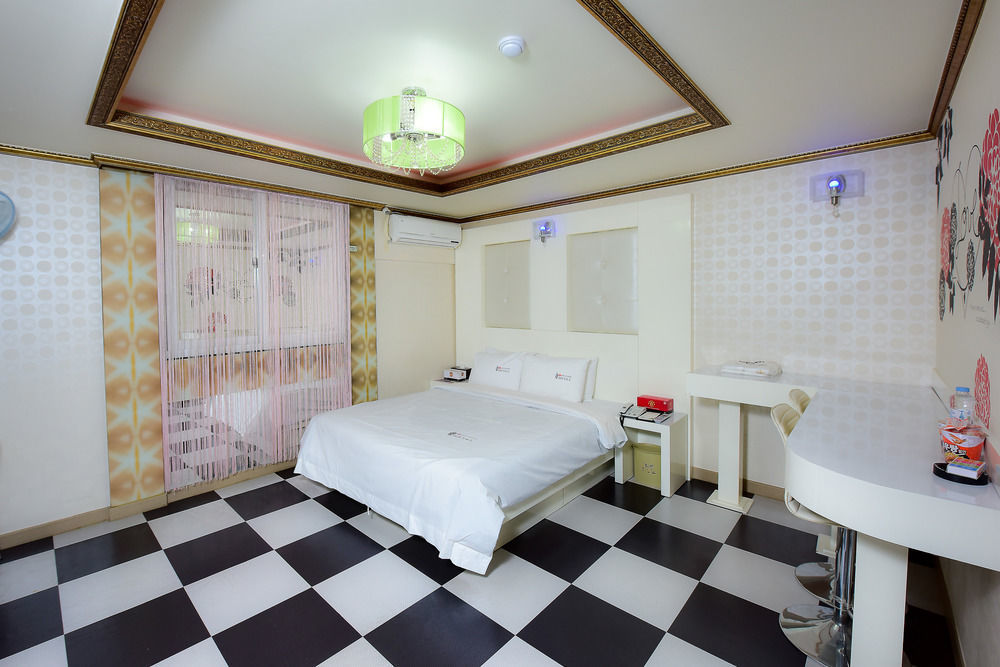 Gwangju Queen Hotel Gwangju Metropolitan City Εξωτερικό φωτογραφία