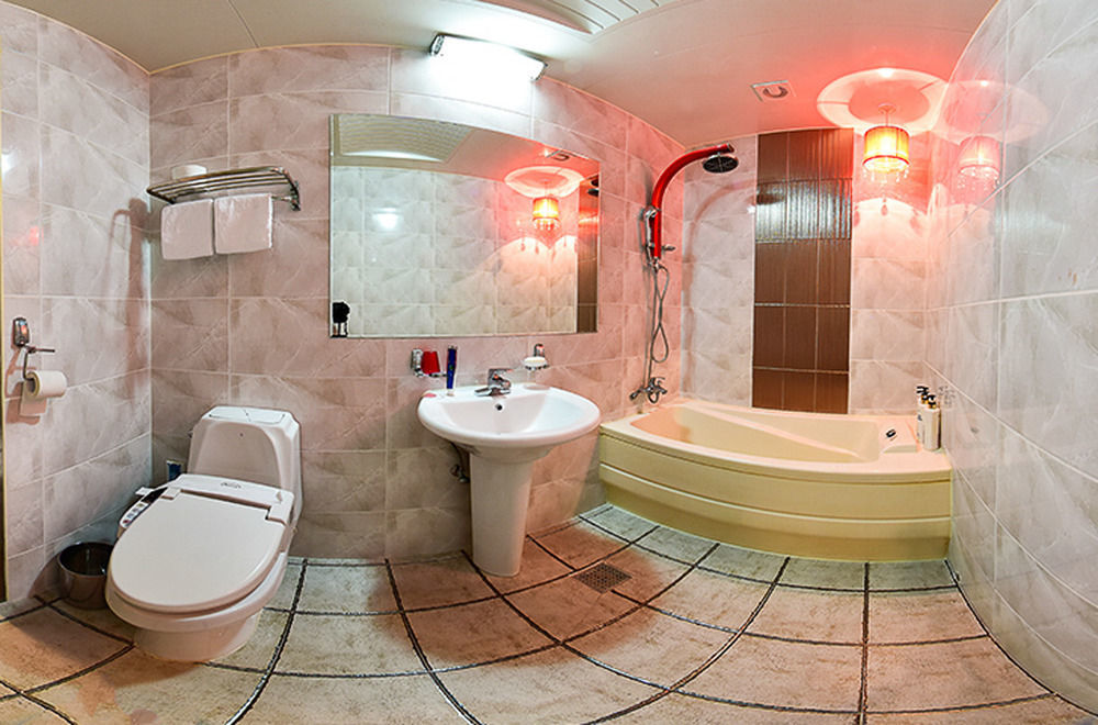 Gwangju Queen Hotel Gwangju Metropolitan City Εξωτερικό φωτογραφία