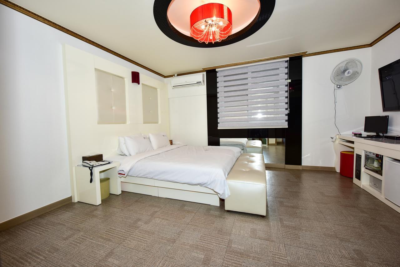 Gwangju Queen Hotel Gwangju Metropolitan City Εξωτερικό φωτογραφία