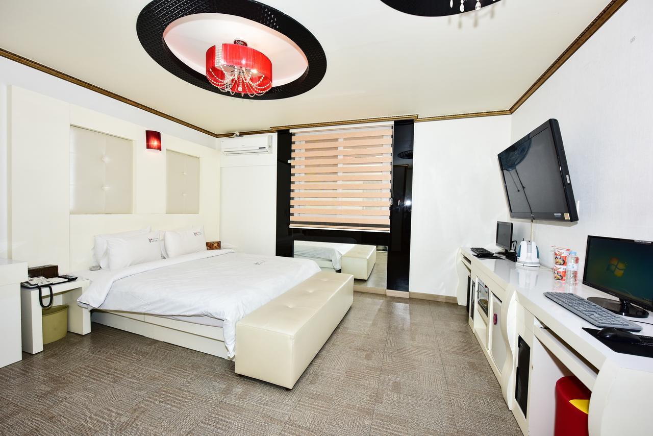Gwangju Queen Hotel Gwangju Metropolitan City Εξωτερικό φωτογραφία